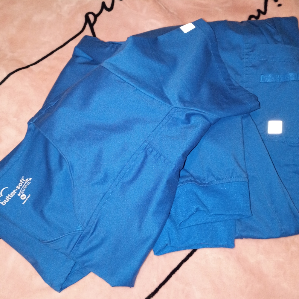UA Royal Blue Butter-Soft Scrub XLP Pants And XL Top Set